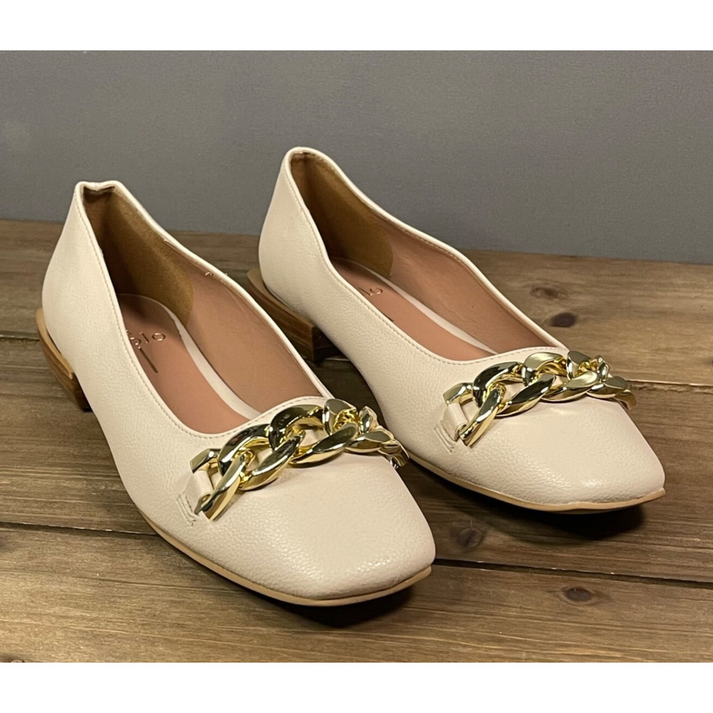 Linea Paola Women's Natalie Flats Size 5 Ivory Leather Chain Accent Square Toe